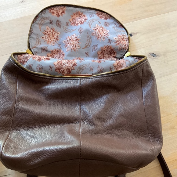 HOBO RIVER BACKPACK IN WALNUT PEBBLED BROWN/EXQUISITE ONLY USED ONCE - Picture 7 of 15